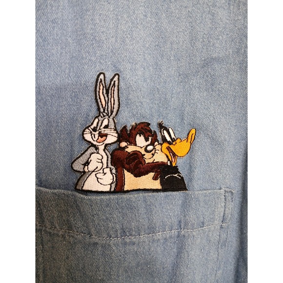 Looney Tunes Shirt Mens‎ Large Blue Denim Button Up Embroidered Bugs Taz Daffy - Picture 2 of 7